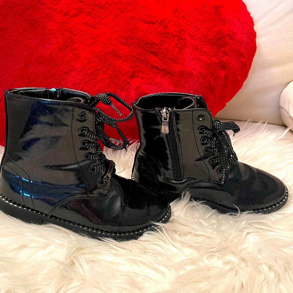 Youth Black Boots with Shimmer size 2.